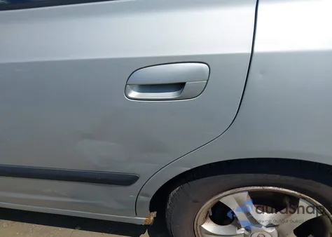 2004 Hyundai Elantra Gls/Gt z USA, uszkodzony, nr VIN KMHDN46D24U849206